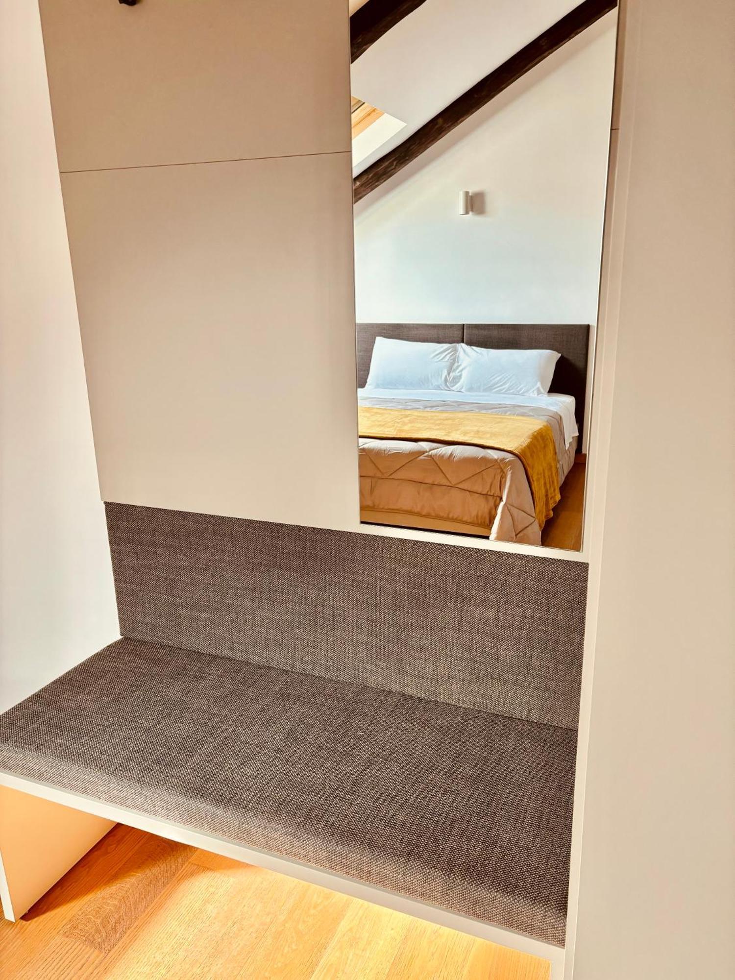Unonoveuno Luxury Apartment Naples Exterior photo